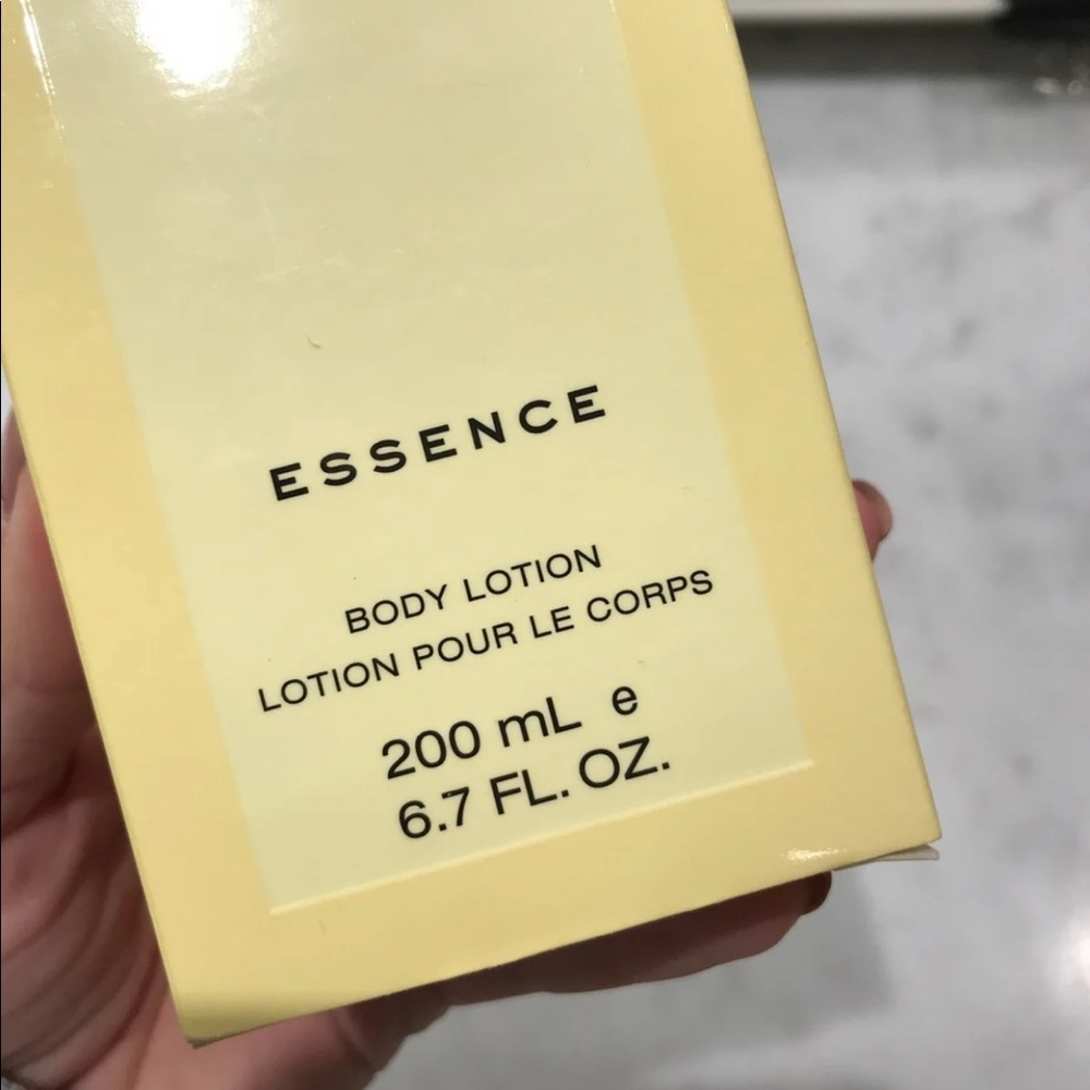 Mark Jacobs lotion